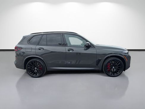 New 2026 BMW X5 M60i AWD/4WD image 2