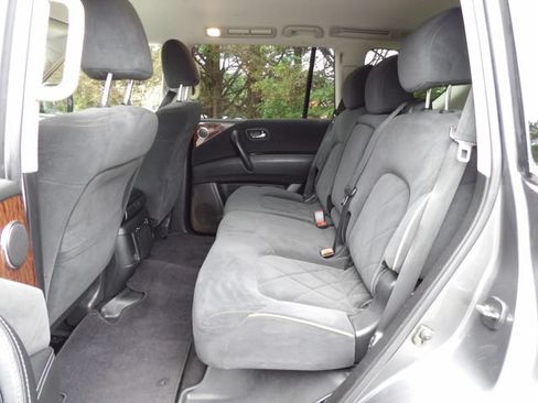 Used 2019 Nissan Armada SV w/ Driver Package AWD/4WD image 10