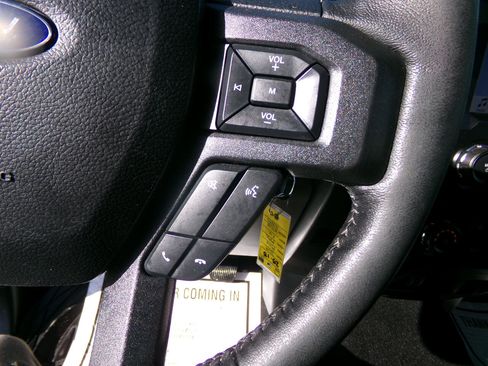 Used 2019 Ford F150 XLT w/ Equipment Group 302A Luxury image 18