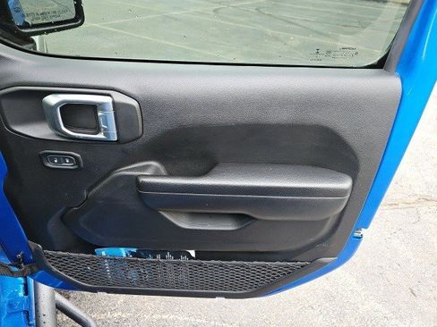 Used 2021 Jeep Wrangler Unlimited Rubicon 4xe w/ Cold Weather Group image 15