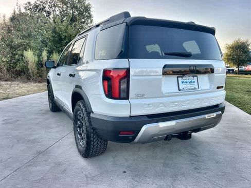 Used 2026 Honda Passport TrailSport Elite image 5