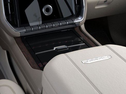 New 2026 GMC Yukon Denali image 39