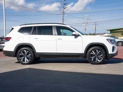 New 2026 Volkswagen Atlas SE image 7