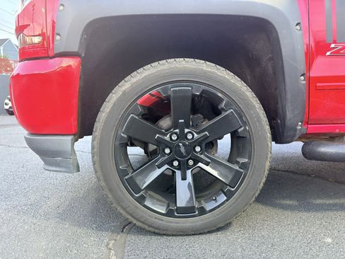 Used 2016 Chevrolet Silverado 1500 LT w/ Rally 2 Edition AWD/4WD image 9
