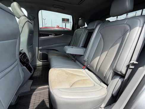 Used 2021 Lincoln Nautilus Reserve FWD image 21