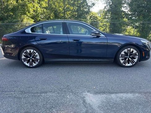 Used 2026 BMW i5 eDrive40 RWD image 12
