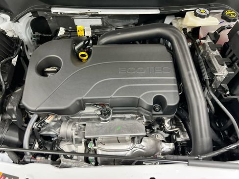 Used 2025 Chevrolet Equinox RS w/ Safety and Technology Package AWD/4WD image 26