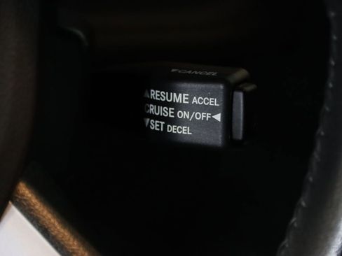 Used 2009 Dodge Challenger R/T image 18