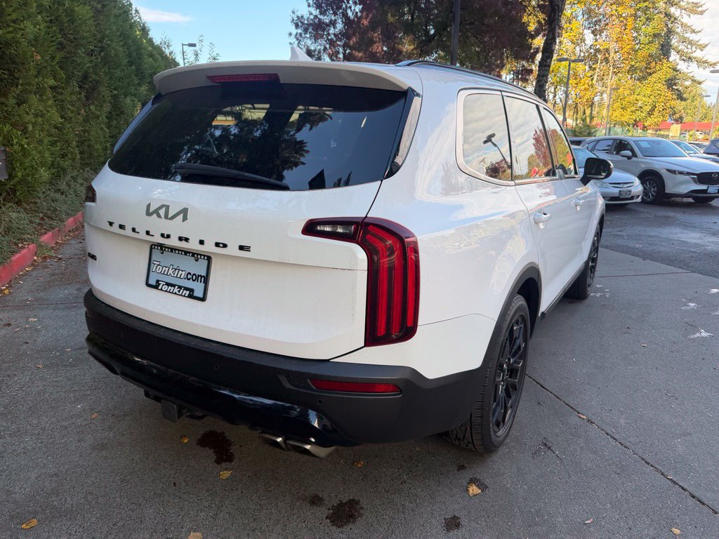 Used 2022 Kia Telluride EX w/ EX Premium Package AWD/4WD image 4