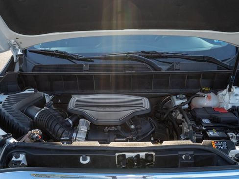 Used 2019 GMC Acadia SLT FWD image 32
