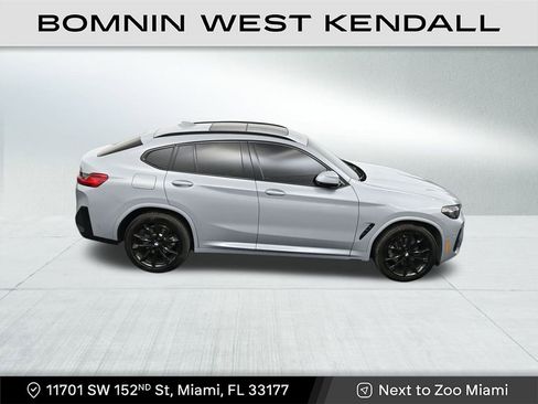 Used 2025 BMW X4 xDrive30i image 18