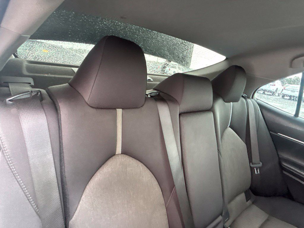 Used 2022 Toyota Camry LE FWD image 26