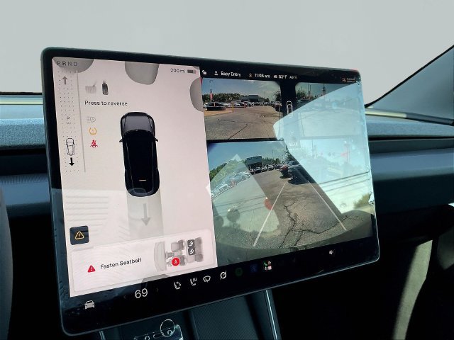 Used 2026 Tesla Model Y 2WD image 16