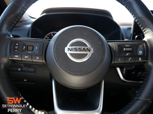 Used 2021 Nissan Rogue SL w/ Premium Package image 21