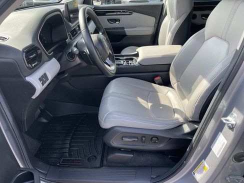 Used 2025 Honda Pilot EX-L image 15
