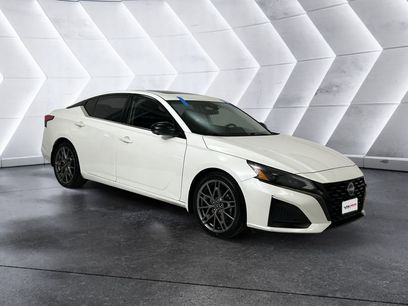 Used 2023 Nissan Altima 2.0 SR