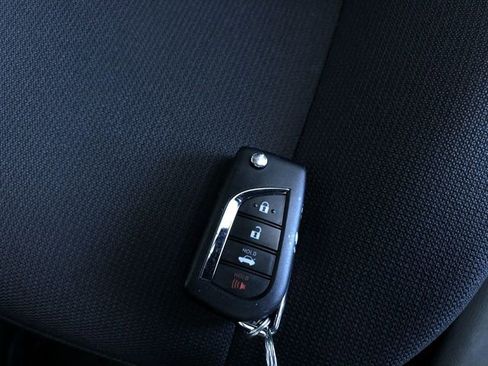 Certified 2025 Toyota Corolla LE image 31