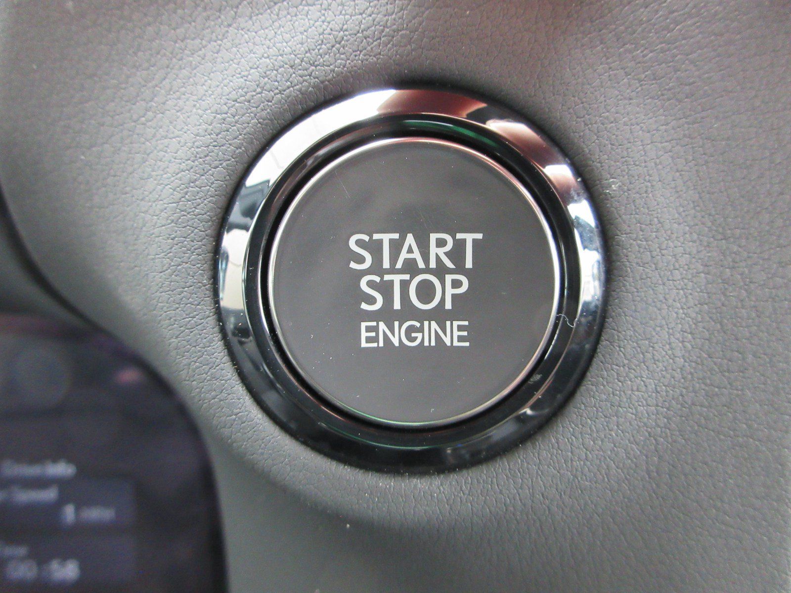 Used 2024 Lexus GX 550 w/ Accessory Package (31) AWD/4WD image 41