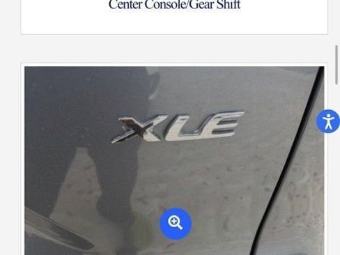 Used 2023 Toyota Corolla Cross XLE w/ Convenience Package image 5