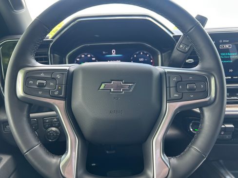Used 2025 Chevrolet Silverado 2500 LT w/ Trail Boss Package AWD/4WD image 17