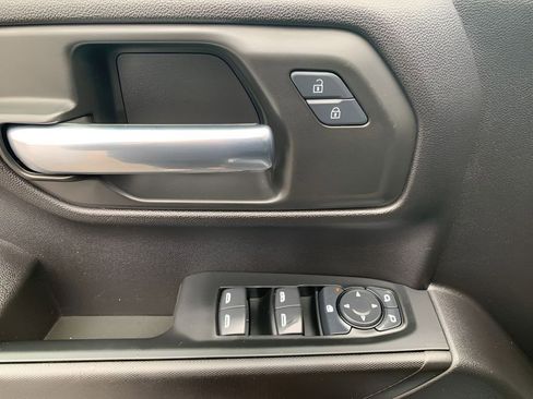 Used 2024 Chevrolet Silverado 1500 Custom w/ Turbomax Blackout Package image 12