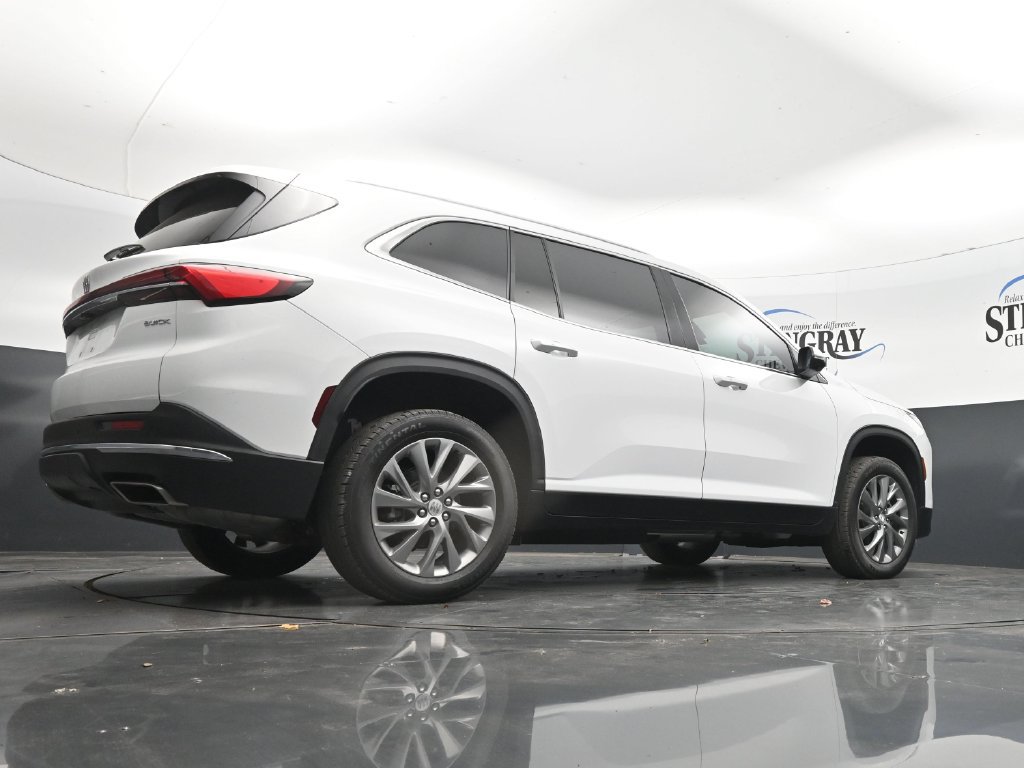 Used 2026 Buick Enclave Preferred FWD image 32