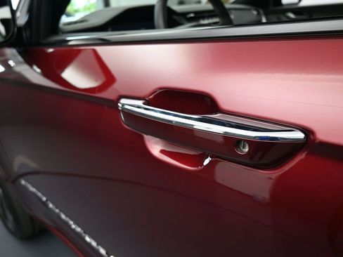 Used 2023 Jeep Grand Cherokee Overland w/ Luxury Tech Group IV image 37