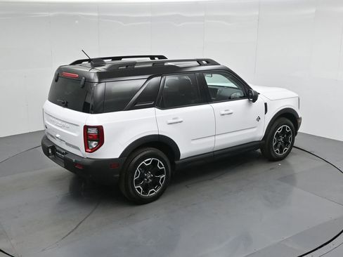 Used 2025 Ford Bronco Sport Outer Banks w/ Outer Banks Tech Package+ AWD/4WD image 42