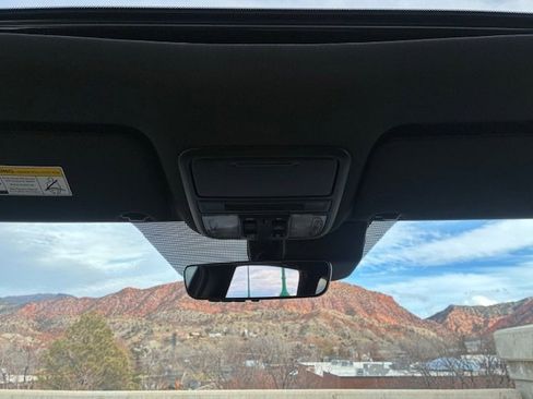 Used 2024 Honda Passport EX-L image 17