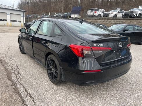 Used 2023 Honda Civic Sport image 4