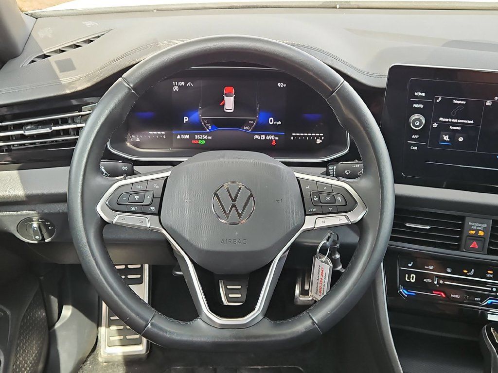 Used 2025 Volkswagen Jetta Sport FWD image 23