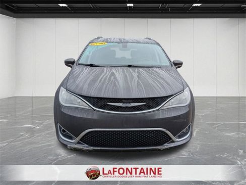 Used 2018 Chrysler Pacifica Touring-L w/ Premium Audio Group image 8