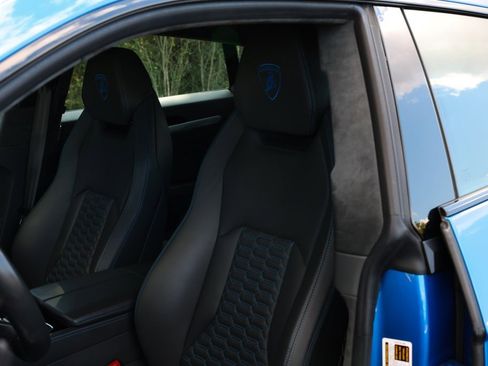 Used 2020 Lamborghini Urus image 29