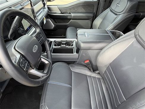 Used 2026 Ford F350 Platinum image 24