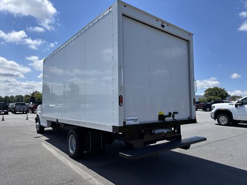 New 2025 GMC Savana 3500 Extended w/ Power Convenience Package image 8