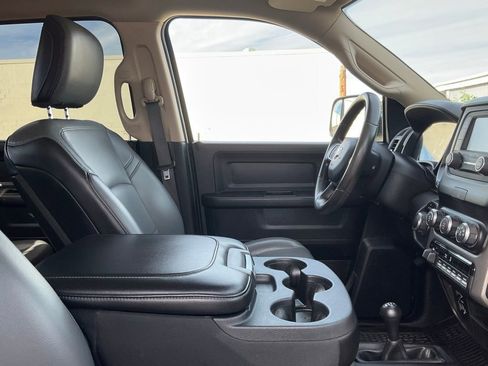 Used 2019 RAM 3500 Tradesman w/ Chrome Appearance Group image 44