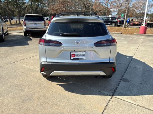 New 2026 Toyota Corolla Cross LE image 5