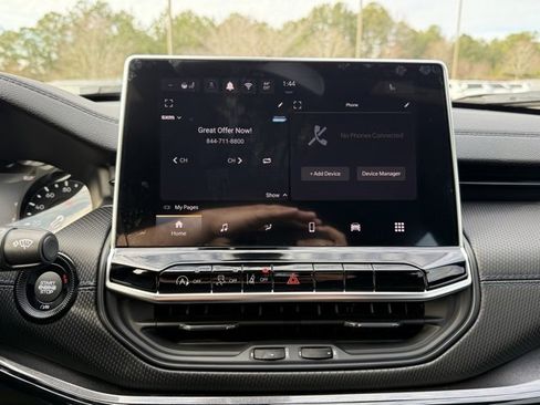 New 2026 Jeep Compass Latitude image 23