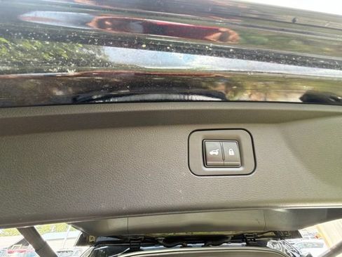 Used 2025 Nissan Armada Platinum w/ Convenience Package AWD/4WD image 13