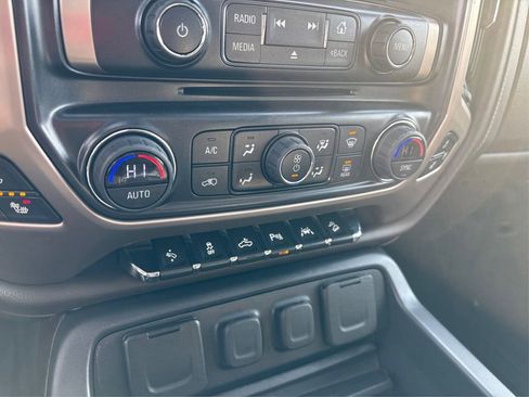 Used 2018 GMC Sierra 1500 Denali image 31