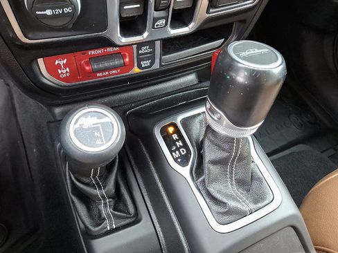 Used 2020 Jeep Gladiator Rubicon w/ LED Lighting Group image 12