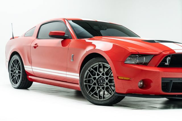Used 2014 Ford Mustang Shelby GT500 w/ Equipment Group 821A RWD image 3