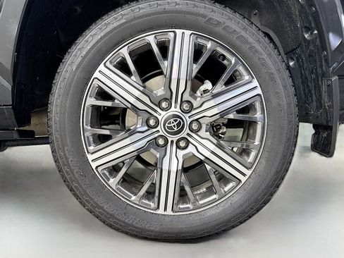 Certified 2023 Toyota Sequoia Capstone AWD/4WD image 35