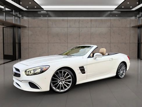 Used 2017 Mercedes-Benz SL 550 image 17