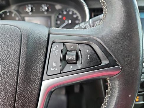 Used 2019 Buick Encore Preferred image 18