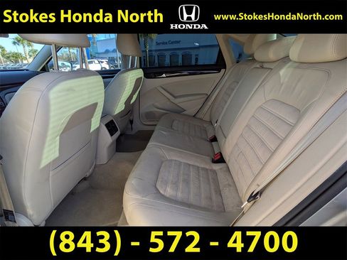 Used 2014 Volkswagen Passat TDI SEL Premium image 13