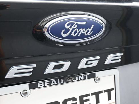 Used 2024 Ford Edge Titanium AWD/4WD image 25