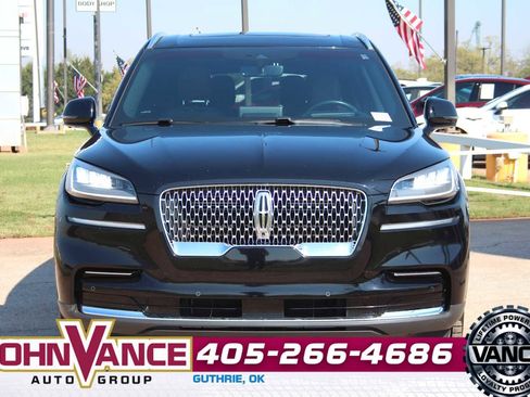 Used 2022 Lincoln Aviator Reserve w/ Equipment Group 201A AWD/4WD image 2
