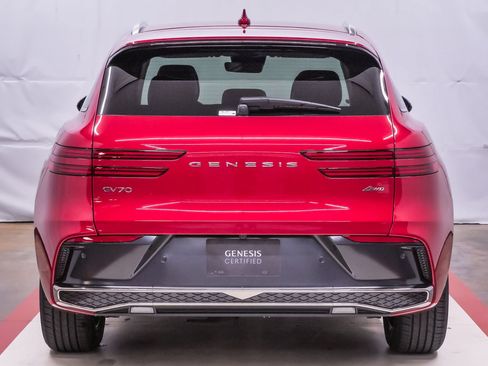 Certified 2026 Genesis GV70 2.5T AWD/4WD image 7