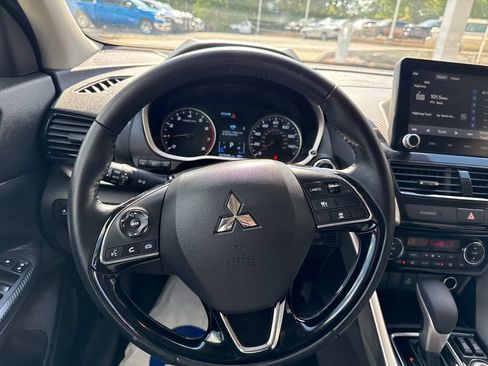 Used 2025 Mitsubishi Eclipse Cross AWD image 14